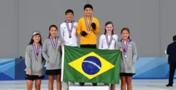Estudantes da IENH