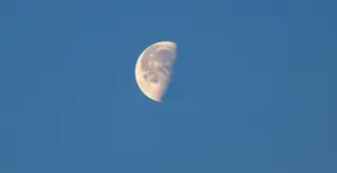 eclipse lunar parcial